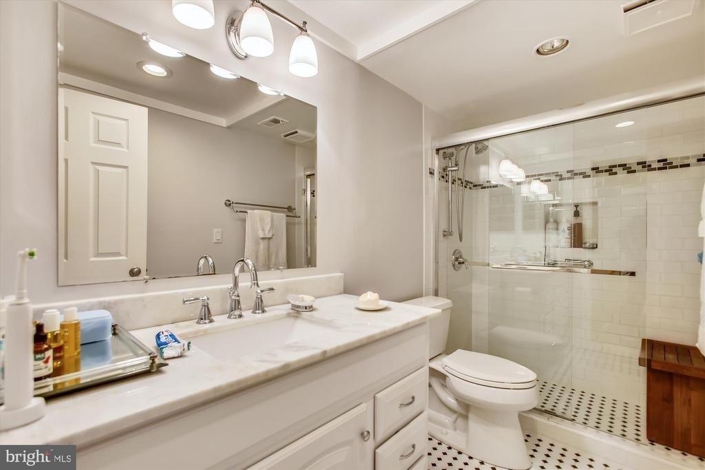 8360 Greensboro Drive - Photo 14