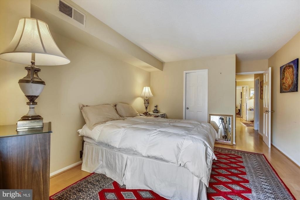 8360 Greensboro Drive - Photo 15