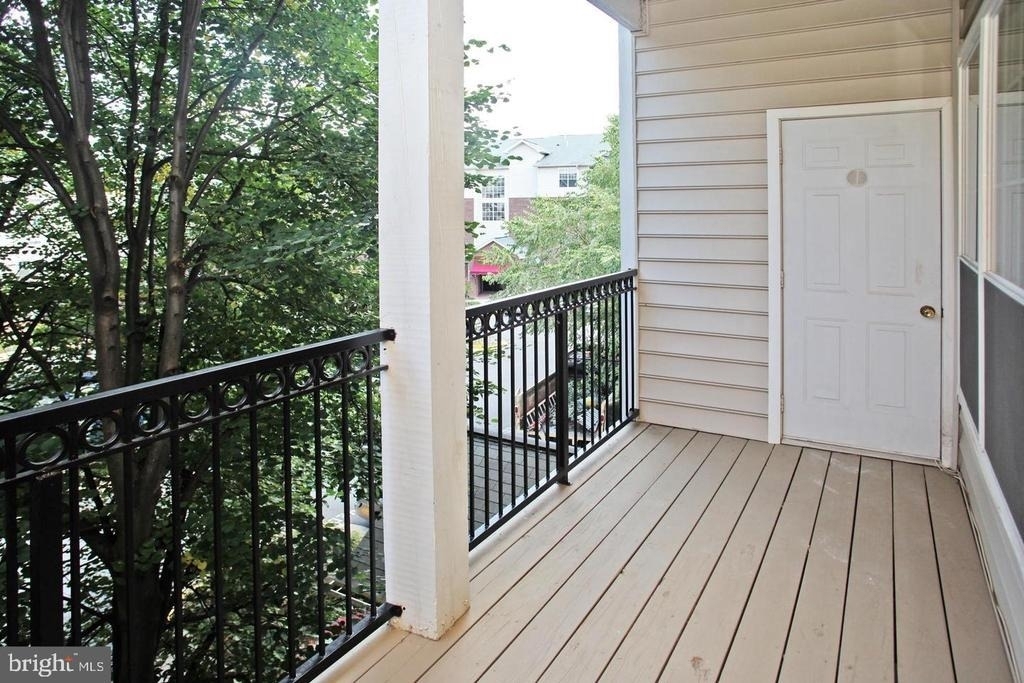 1600 Spring Gate Drive - Photo 9