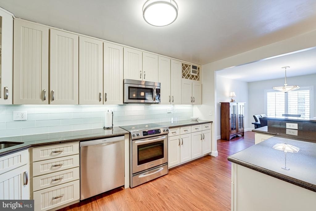 8340 Greensboro Drive - Photo 4