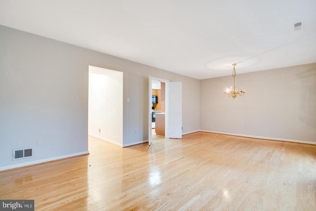 3783 Persimmon Circle - Photo 7