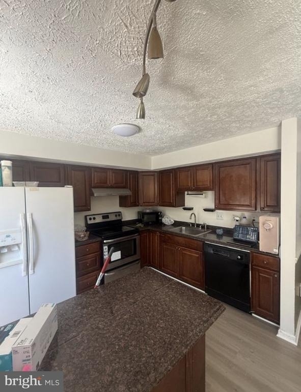 14105 Honey Hill Court - Photo 5
