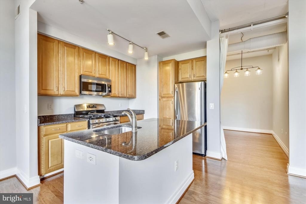 4480 Market Commons Drive - Photo 5