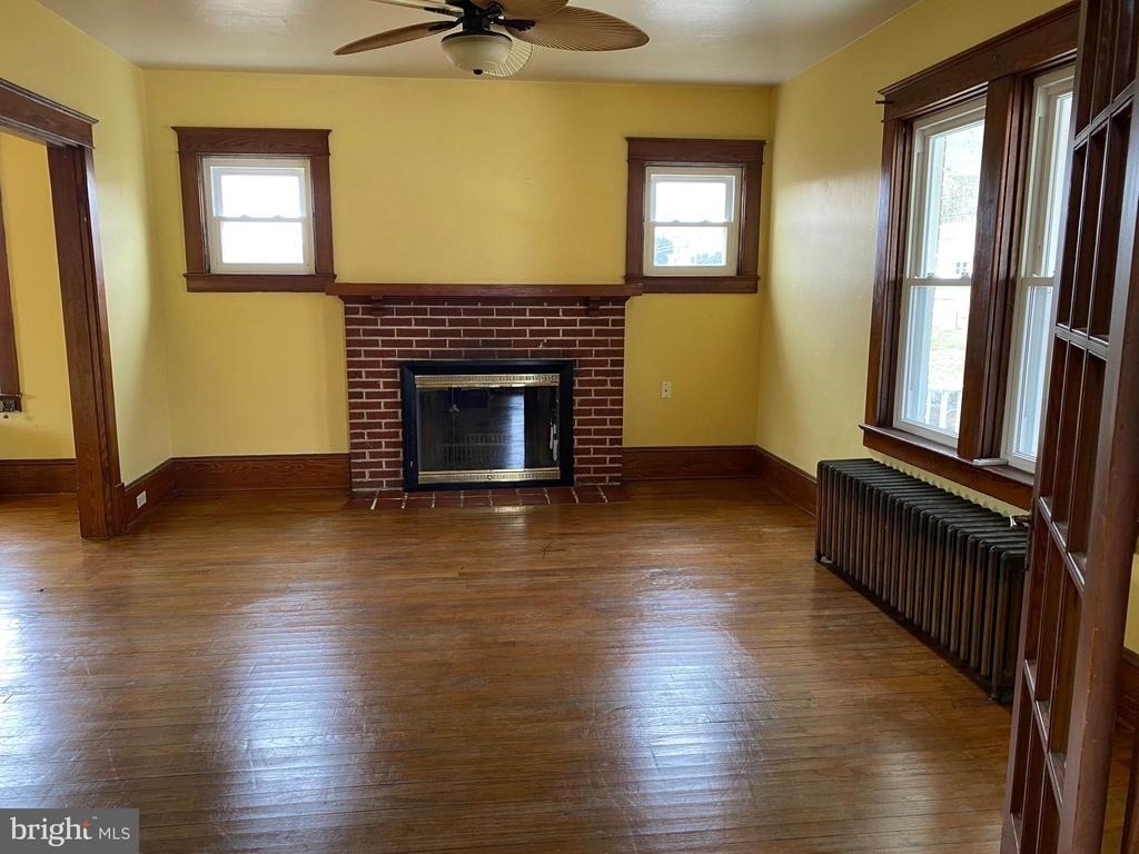 308 Gainesboro Road - Photo 3