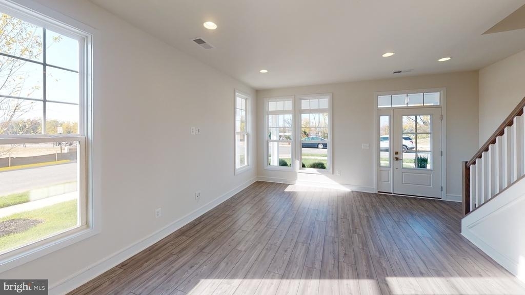 8665 Anderson Avenue - Photo 10