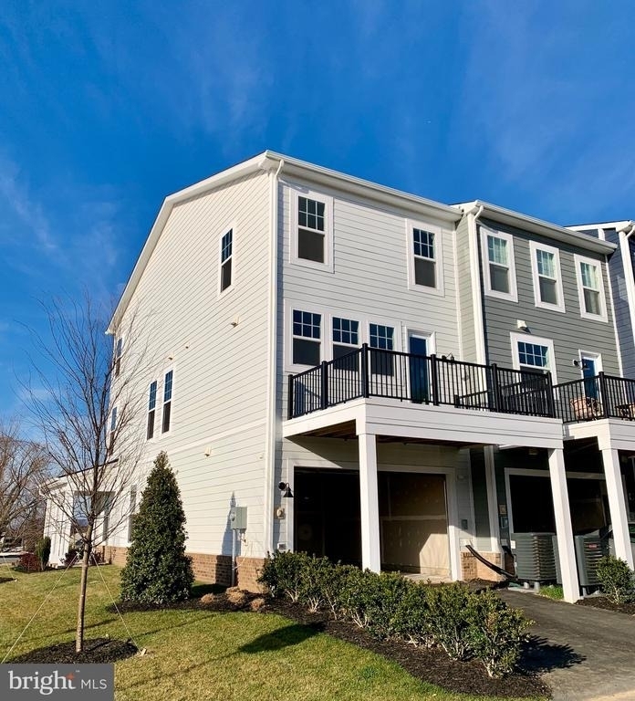 8665 Anderson Avenue - Photo 18
