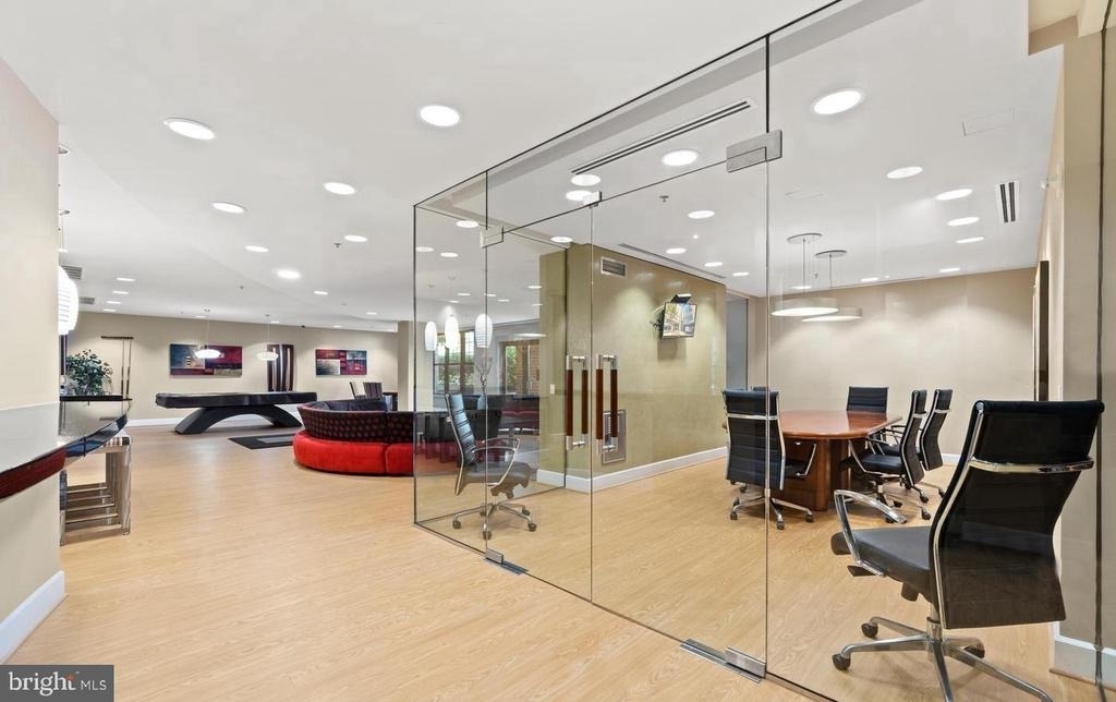 444 Broad Street - Photo 3