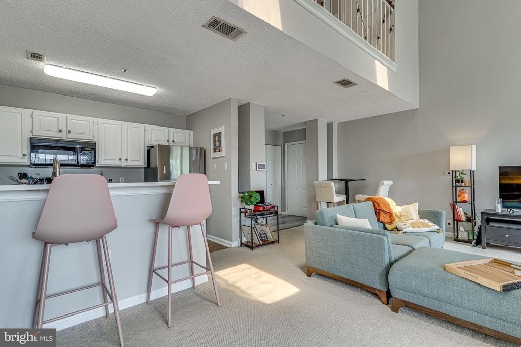 273 S Pickett Street - Photo 6