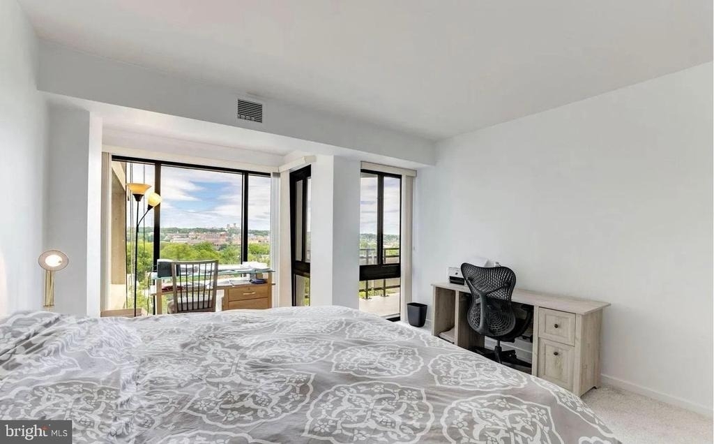1530 Key Boulevard - Photo 9