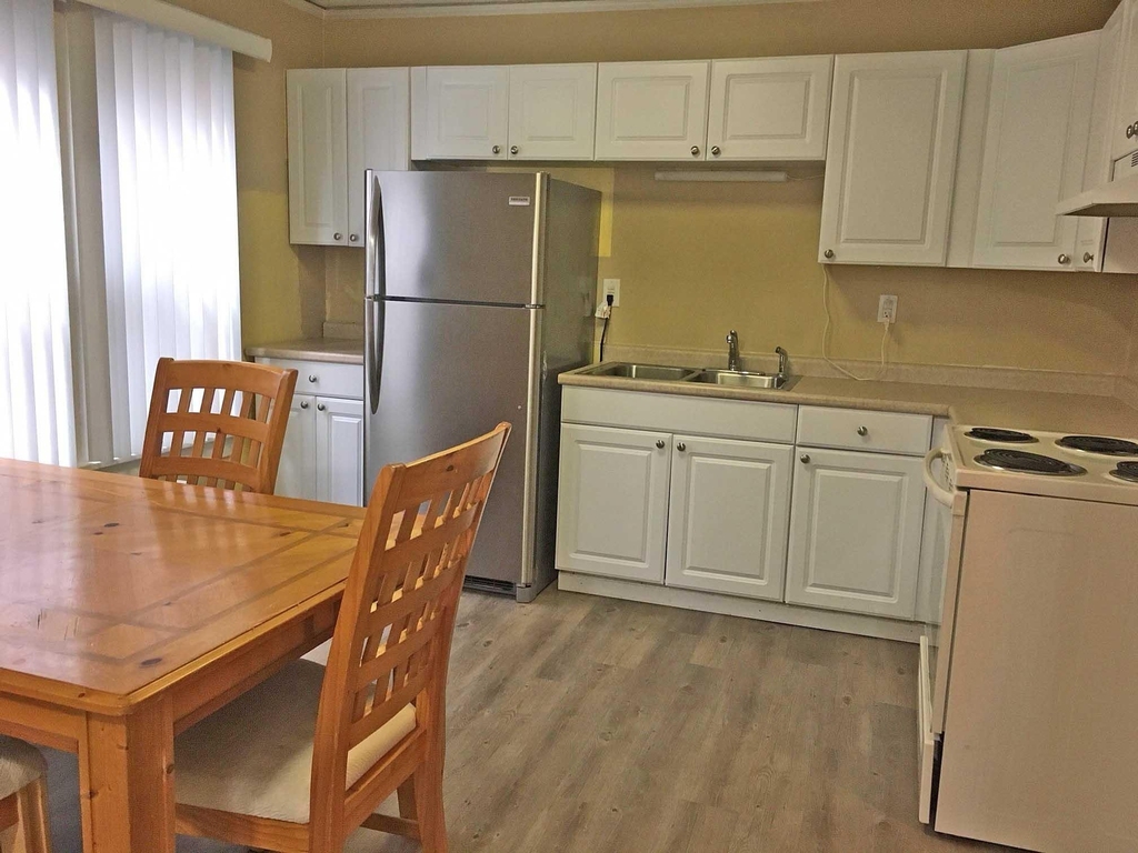 815 Church Street - Photo 5