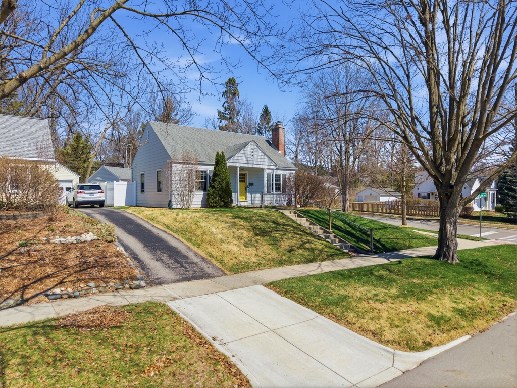 1102 Arborview Boulevard - Photo 3