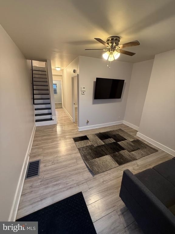 2040 N Darien Street - Photo 6