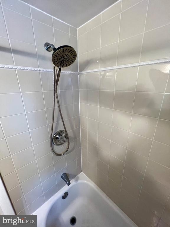2040 N Darien Street - Photo 18