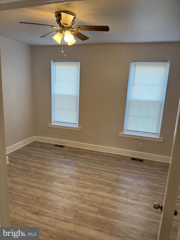 2040 N Darien Street - Photo 32