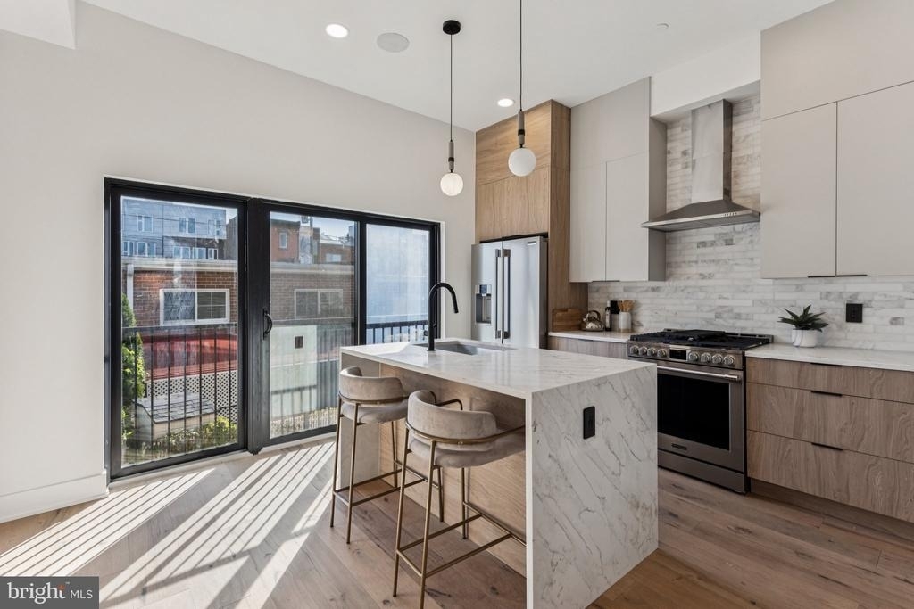 739 N Capitol Street - Photo 18