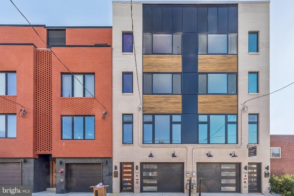 739 N Capitol Street - Photo 0