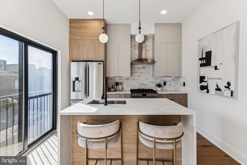 739 N Capitol Street - Photo 16