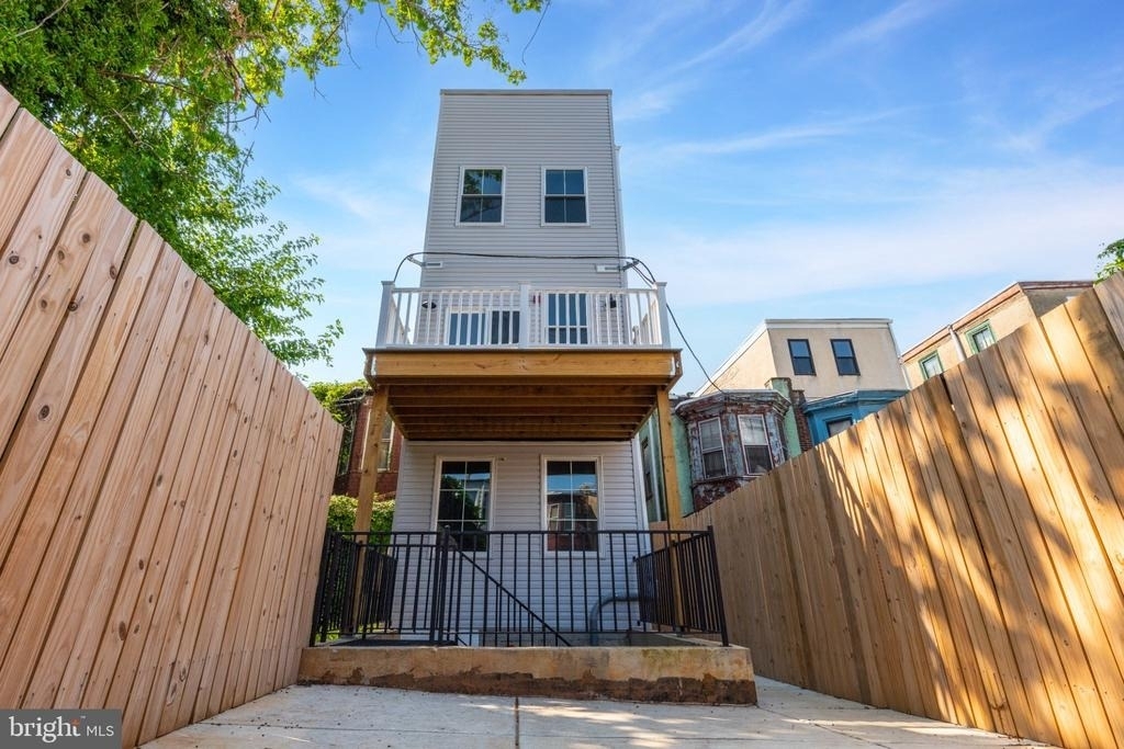 2339 N College Avenue - Photo 9