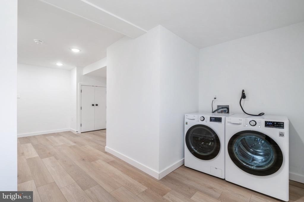 5758 Spruce Street - Photo 18