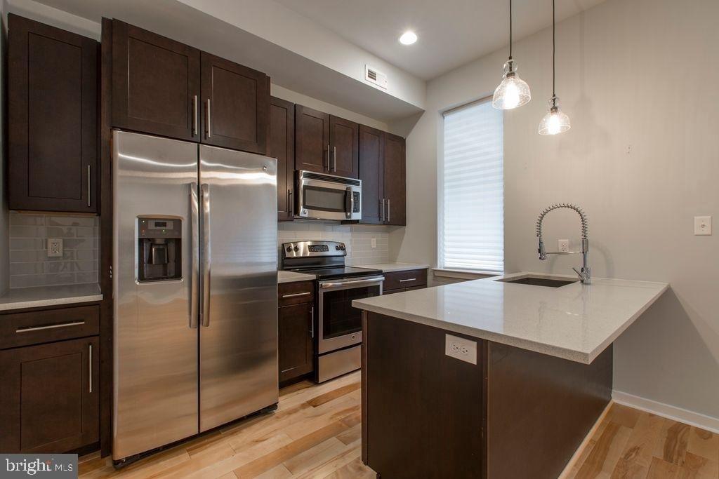 4304 Cresson Street - Photo 5