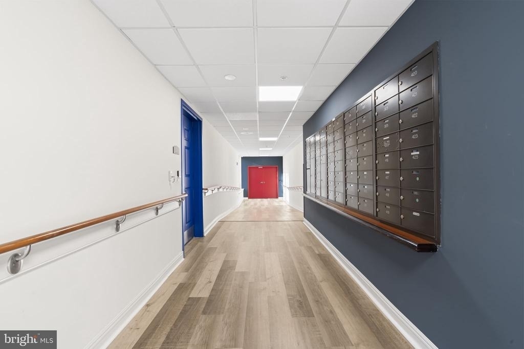 7040 Oxford Avenue - Photo 12