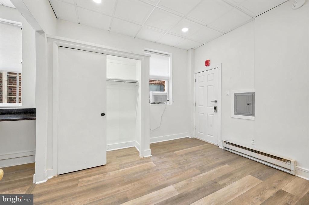 135 S 10th Street - Photo 5