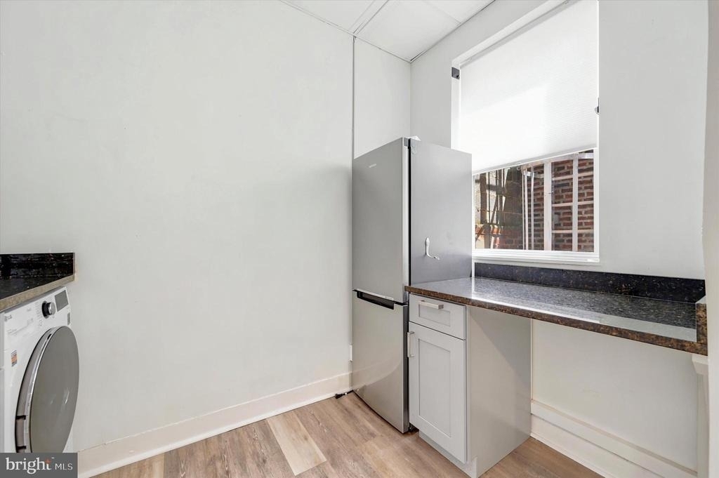 135 S 10th Street - Photo 7