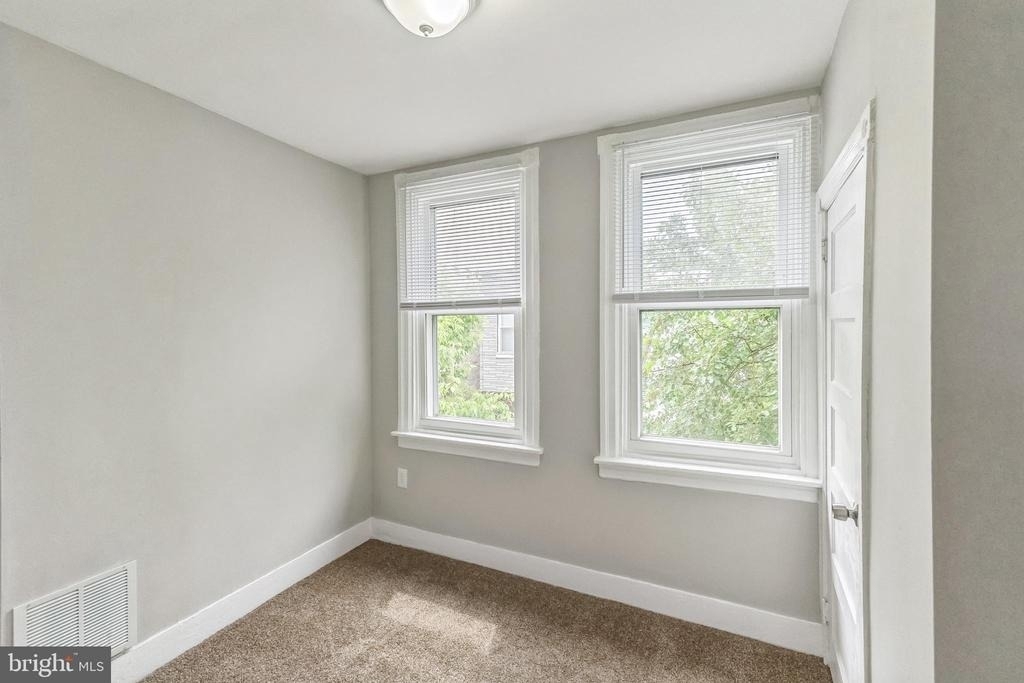 3533 Joyce Street - Photo 8