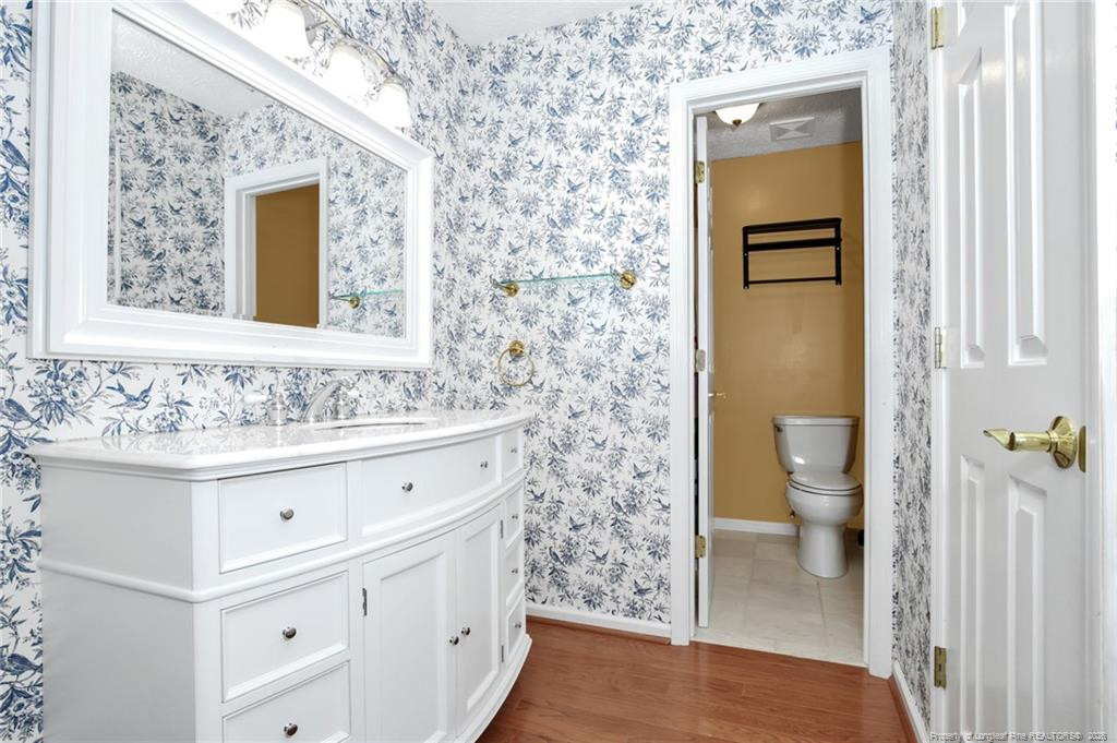 853 Foxcroft Drive - Photo 18