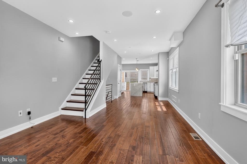 1259 S 19th Street - Photo 2