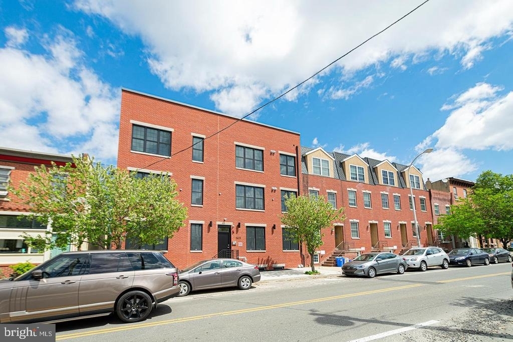 2623 Christian Street - Photo 10