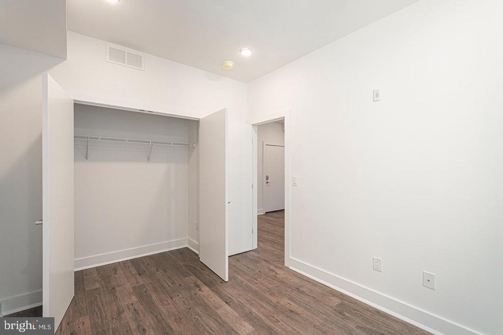 2623 Christian Street - Photo 6