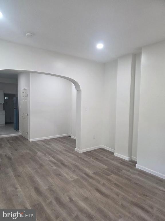 1712 N Lindenwood Street - Photo 2