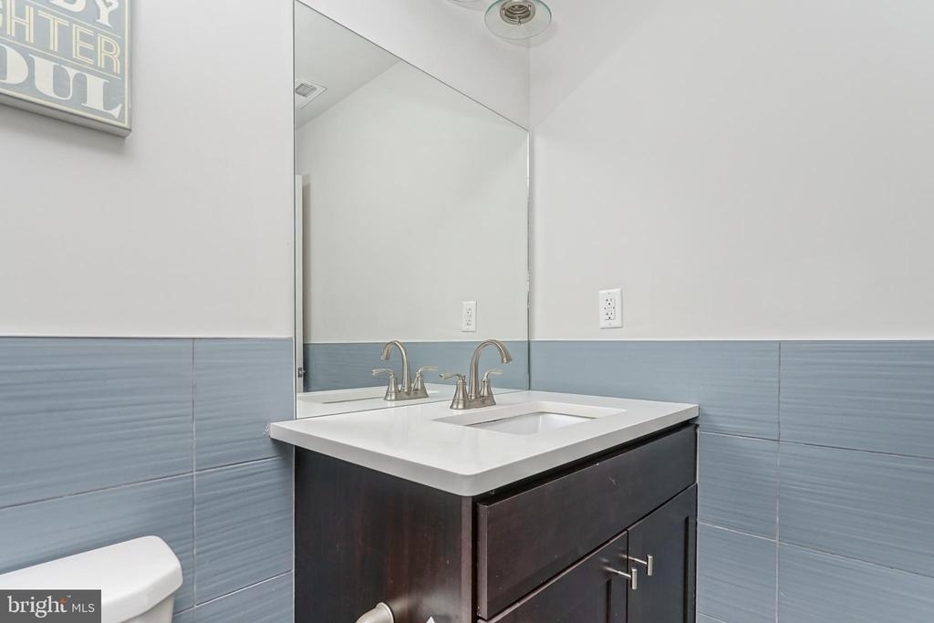 2332 Ellsworth Street - Photo 16