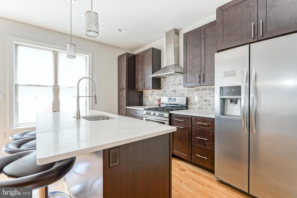 2332 Ellsworth Street - Photo 5