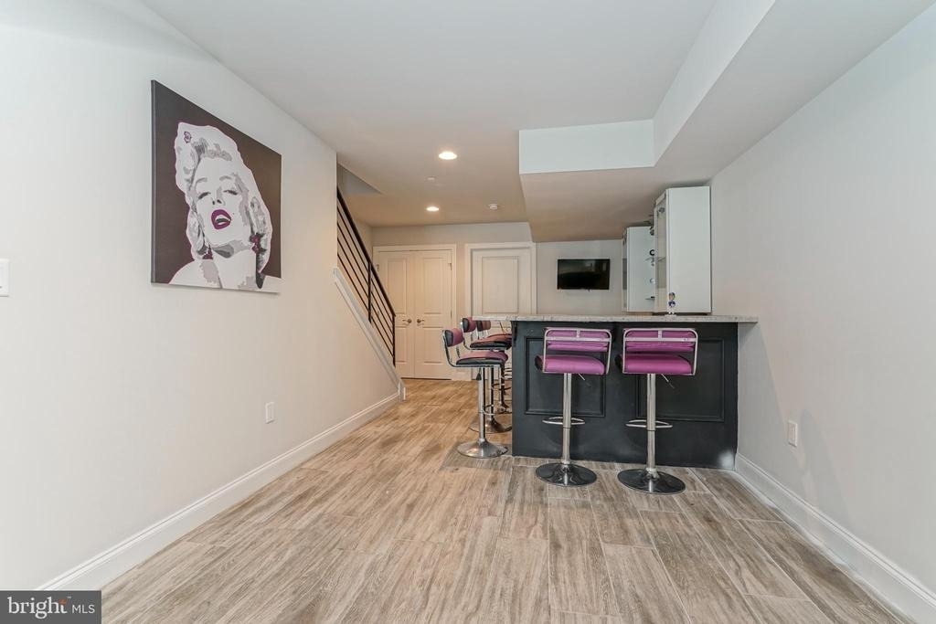 2332 Ellsworth Street - Photo 11