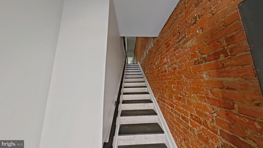 3510 N Mascher Street - Photo 1