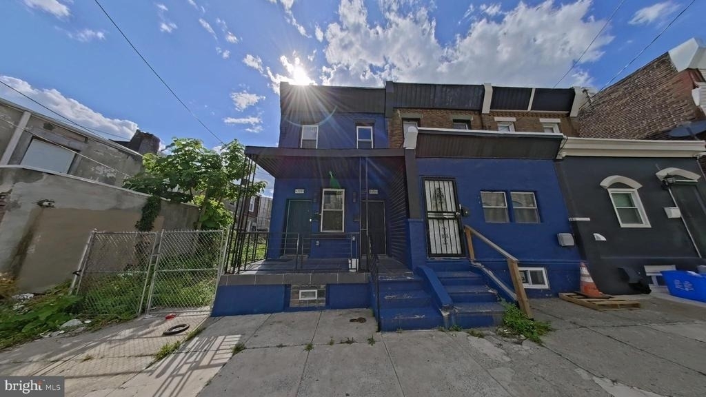 3510 N Mascher Street - Photo 0