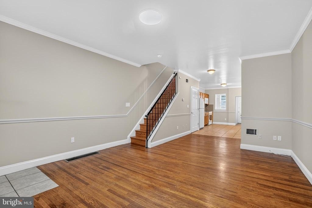 1953 E Stella Street - Photo 5