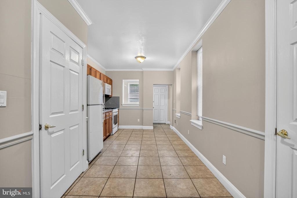 1953 E Stella Street - Photo 6