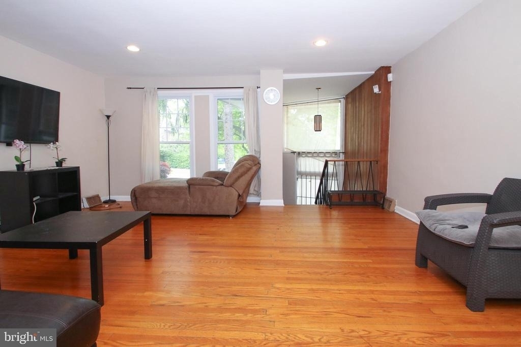 2734 W Country Club Road - Photo 5