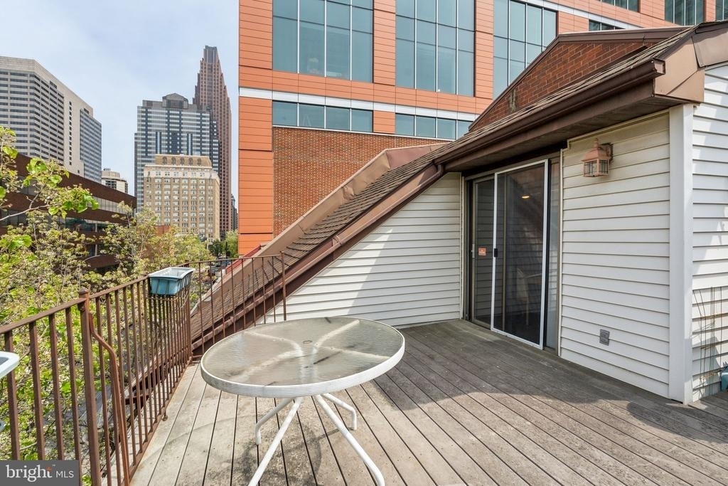 2028 Arch Street - Photo 28