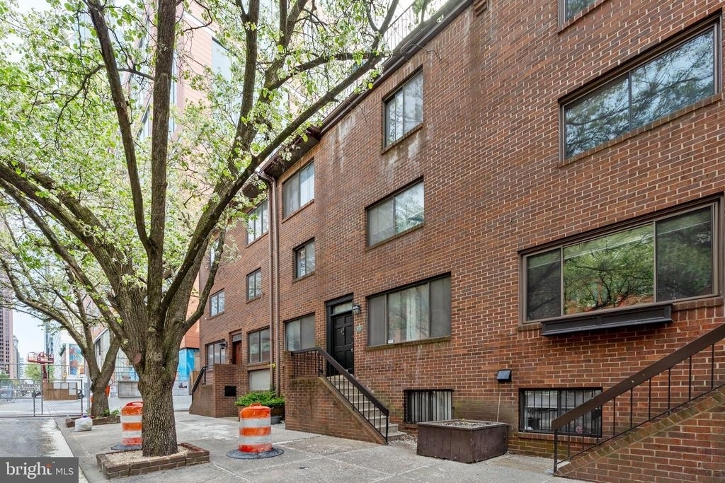 2028 Arch Street - Photo 29