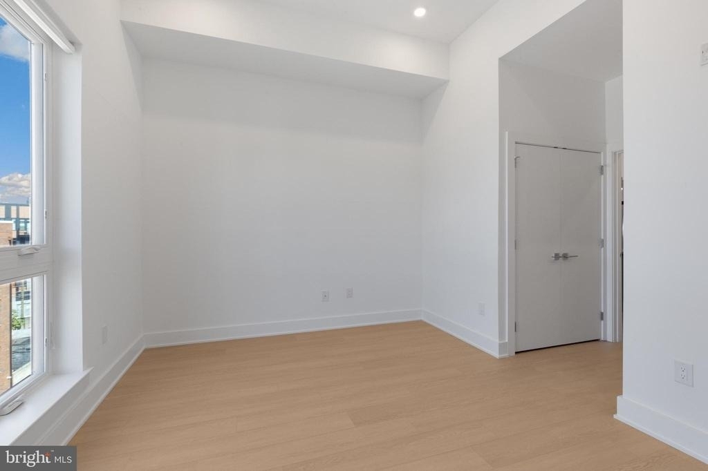 1731 Tilghman Street - Photo 11