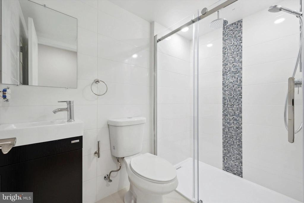 1515 W Stiles Street - Photo 7