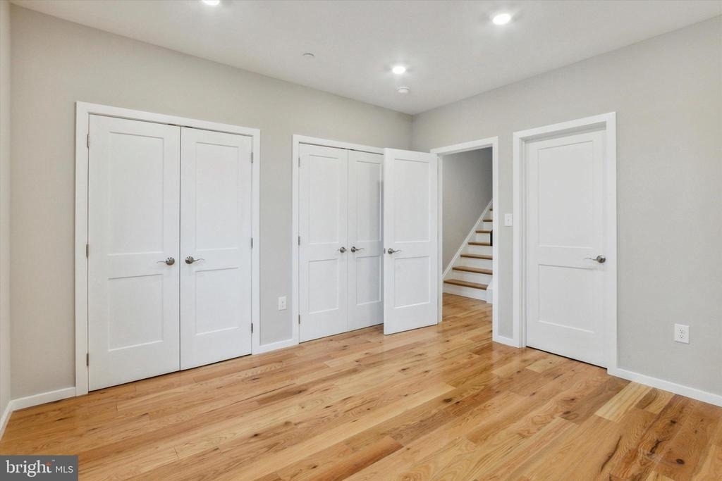 1515 W Stiles Street - Photo 9
