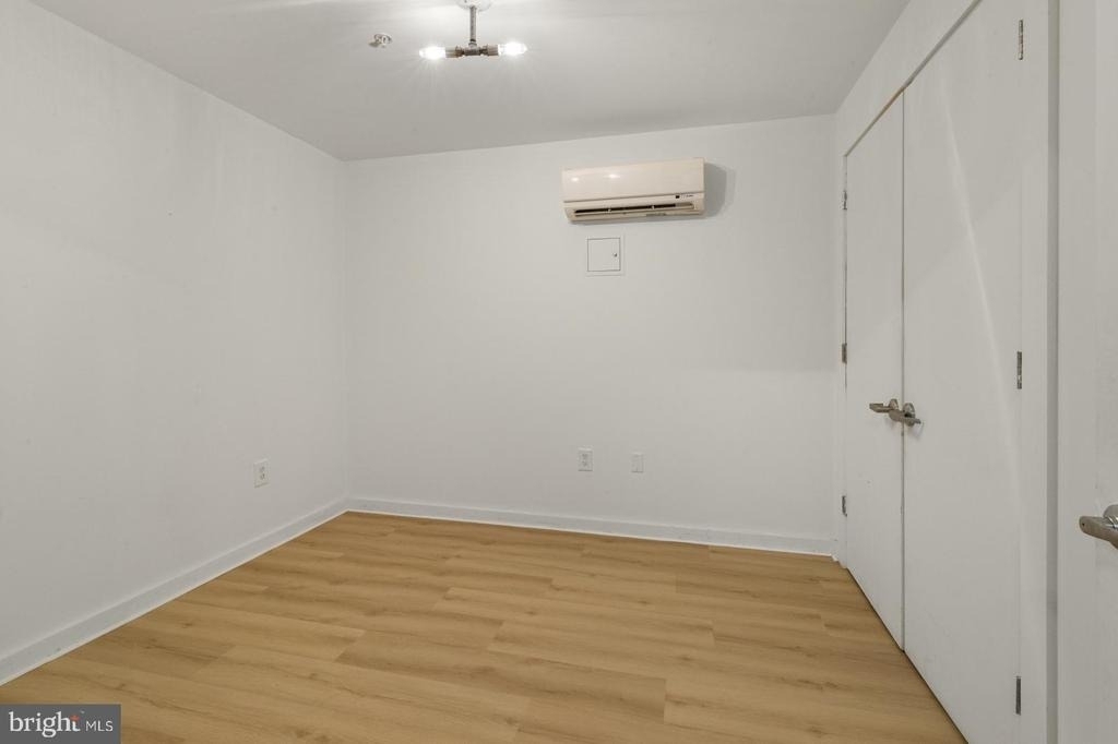 2321 Fitzwater Street - Photo 10