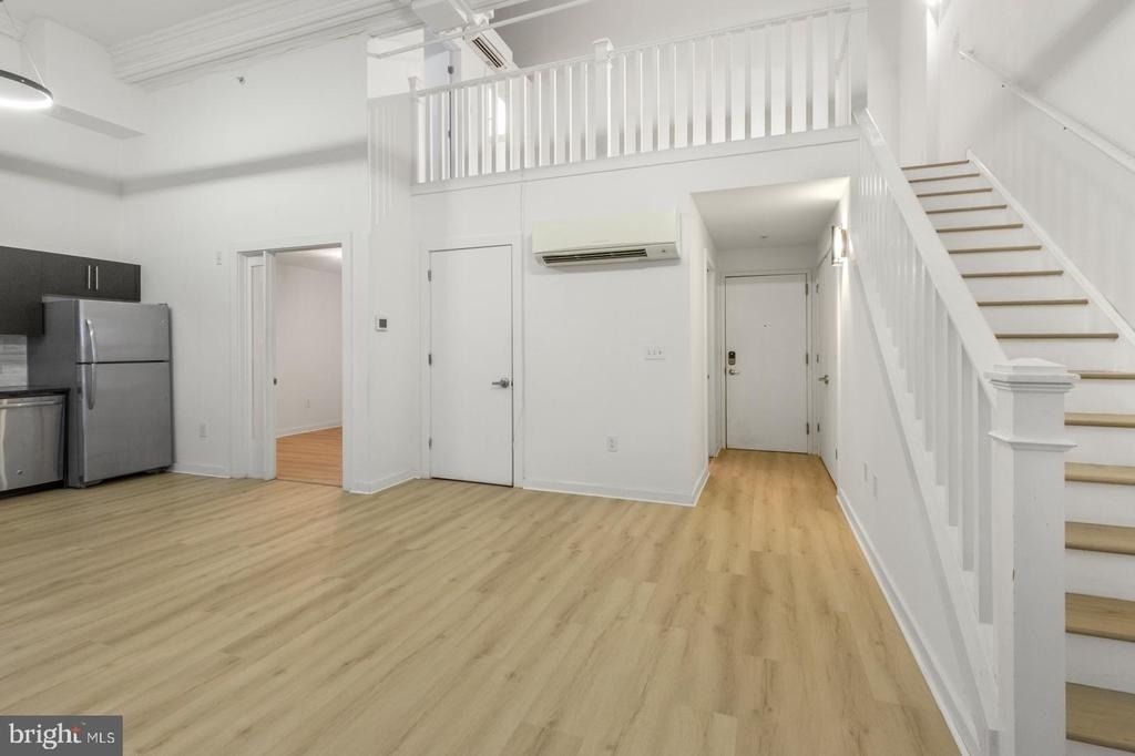 2321 Fitzwater Street - Photo 2