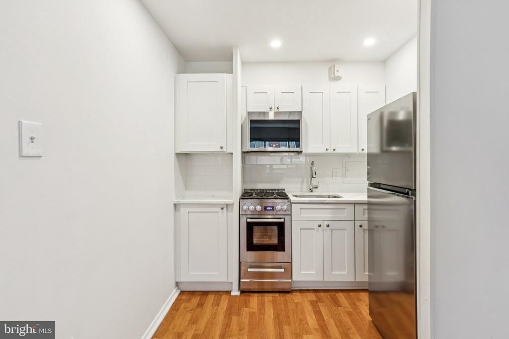 2101 Chestnut Street - Photo 5