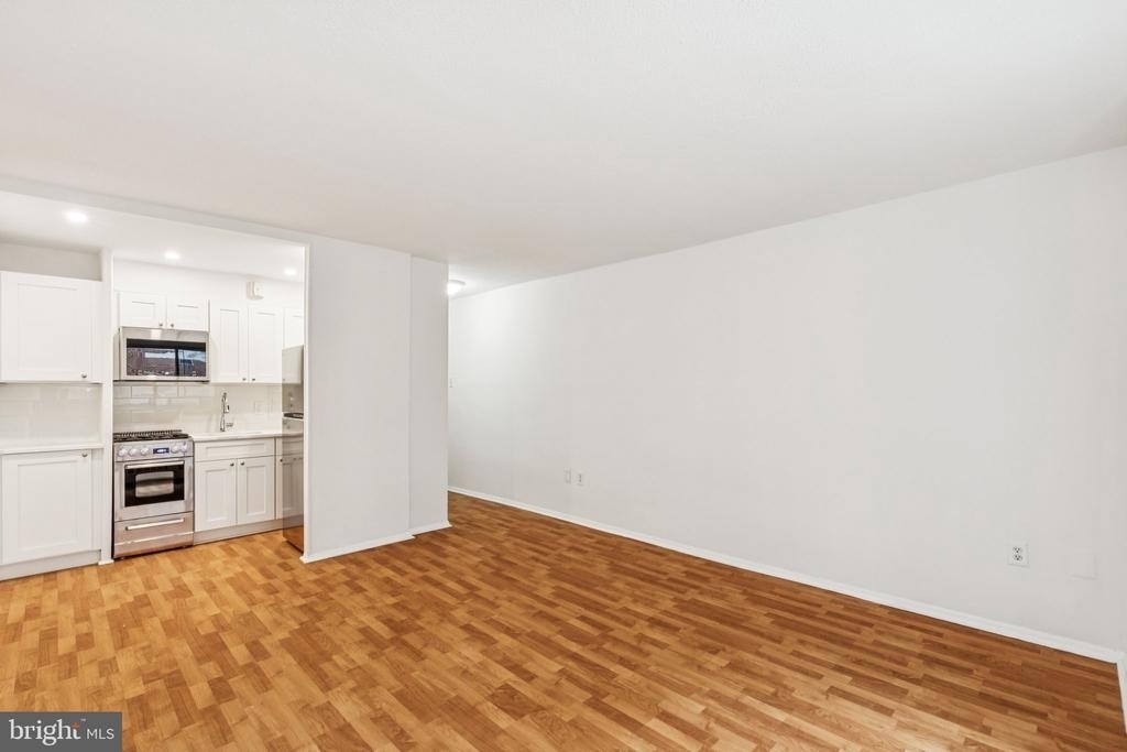 2101 Chestnut Street - Photo 4